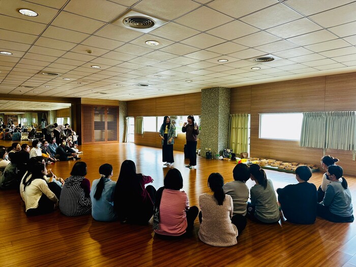 實習組洪瑞鎂組長介紹講師