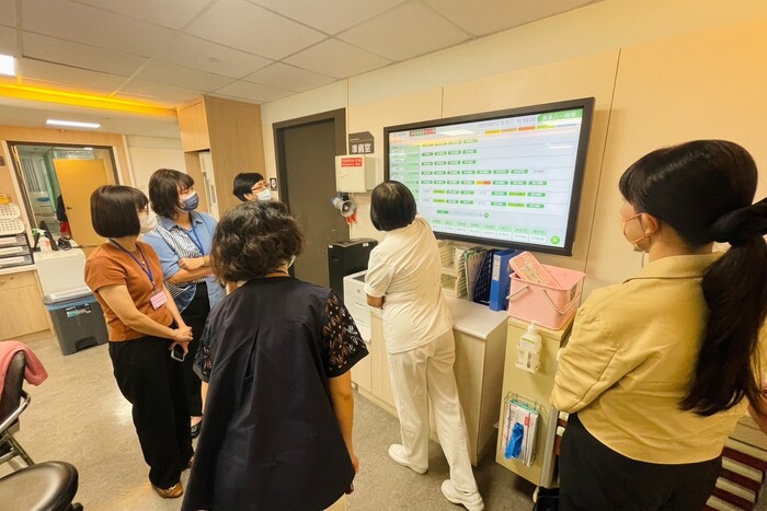 112學年智慧健康照護人才培育中心中部醫院一日參訪交流活動｜員林基督教醫院圖片