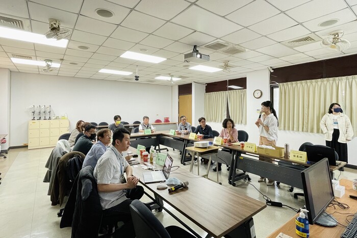 智慧建康照護人才培育中心與工研院交流會議圖片