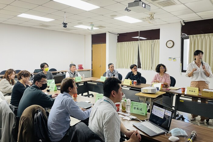智慧建康照護人才培育中心與工研院交流會議圖片